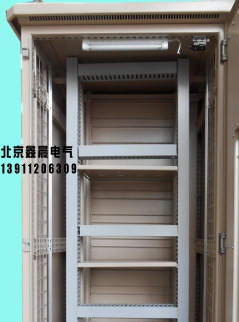 1617940717103276.jpg 户外双层保温机柜。4.jpg